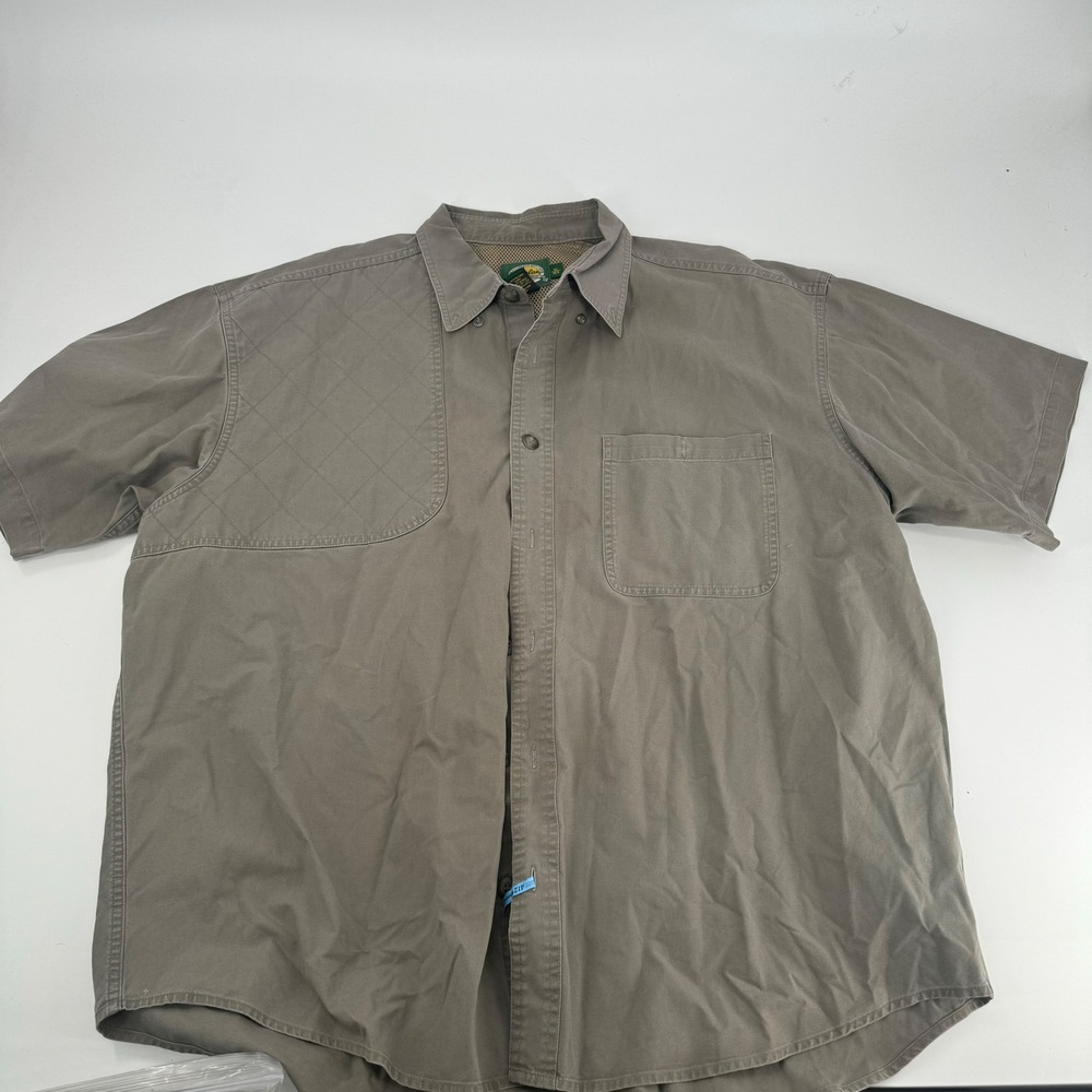 Cabelas Mens XLโ Reg Button Down Short Sleeve Quilted Shoulder Outdoor Shirt
